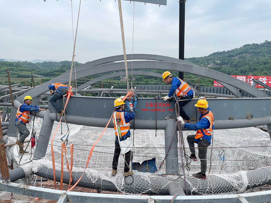 重慶東站站房正在加速建設(shè)，全力繪就項(xiàng)目新篇章